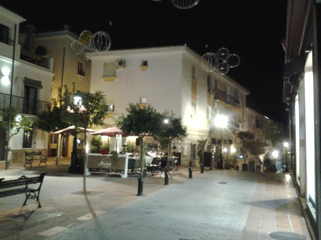 Precioso y acogedor ático old town Apartamento Marbella Quarto foto